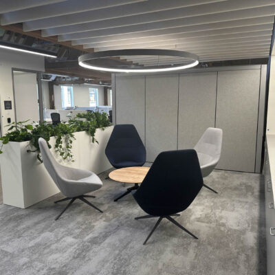 Jaguar Land Rover 12