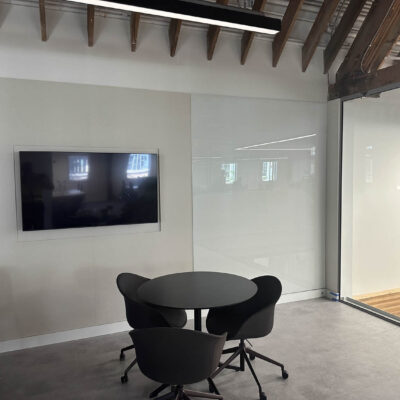 Jaguar Land Rover 13